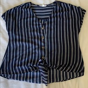 STRIPPED BUTTON DOWN